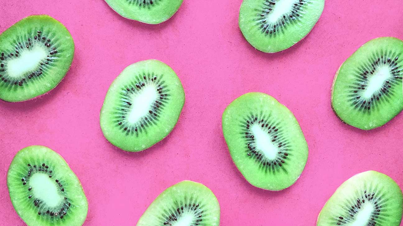 Kiwi Allergy Symptoms, Triggers, and More