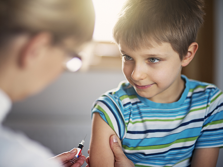 Booklet: Pneumonia Vaccine Reaction Swelling